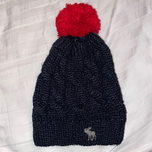 Abercrombie & Fitch Accessories - Abercrombie Fitch Blue beanie red puff Pom Pom